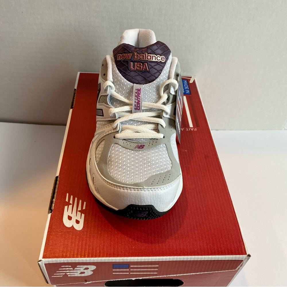 New Balance Women’s 8 Wide W1540 Running Shoe - Picture 4 of 9